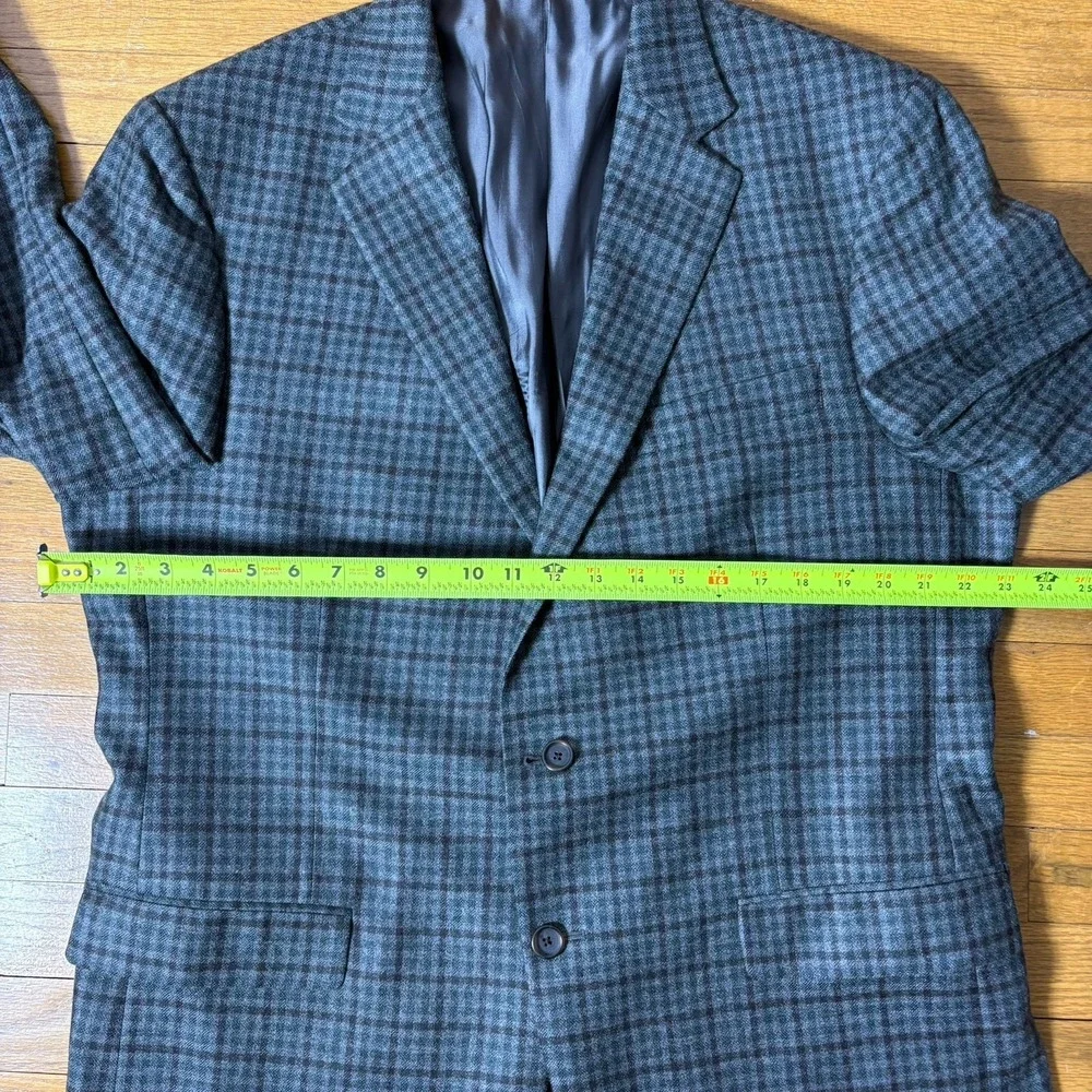 Hart Schaffner Marx Men's 44R Gray Plaid Loro‎ Piana Cashmere Two Button Blazer